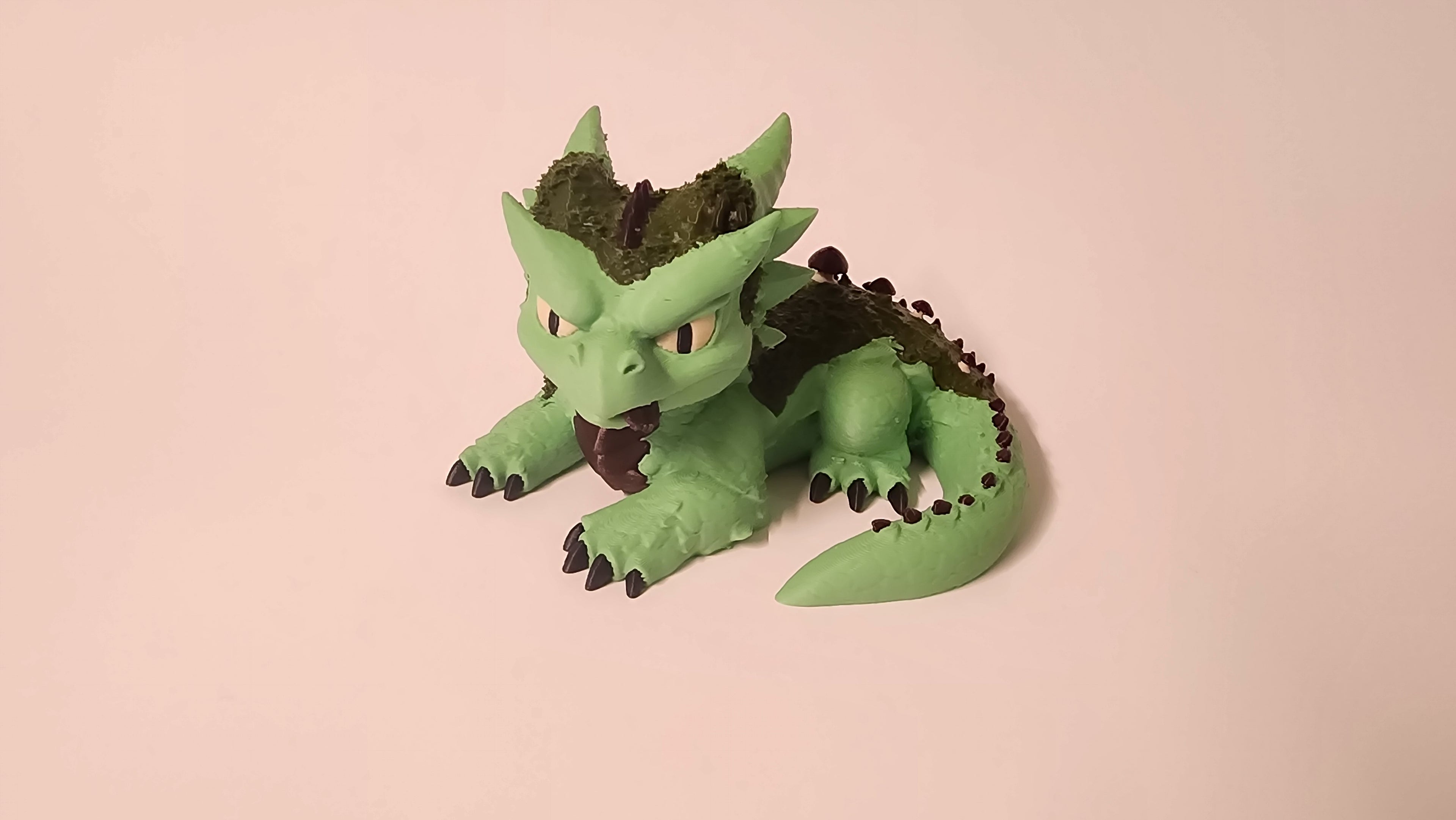 Moss Dragon Shoulder Pal