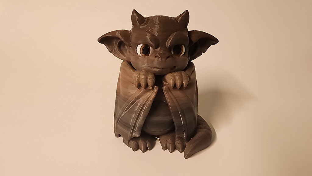 Tucked Gargoyle Shoulder Pal