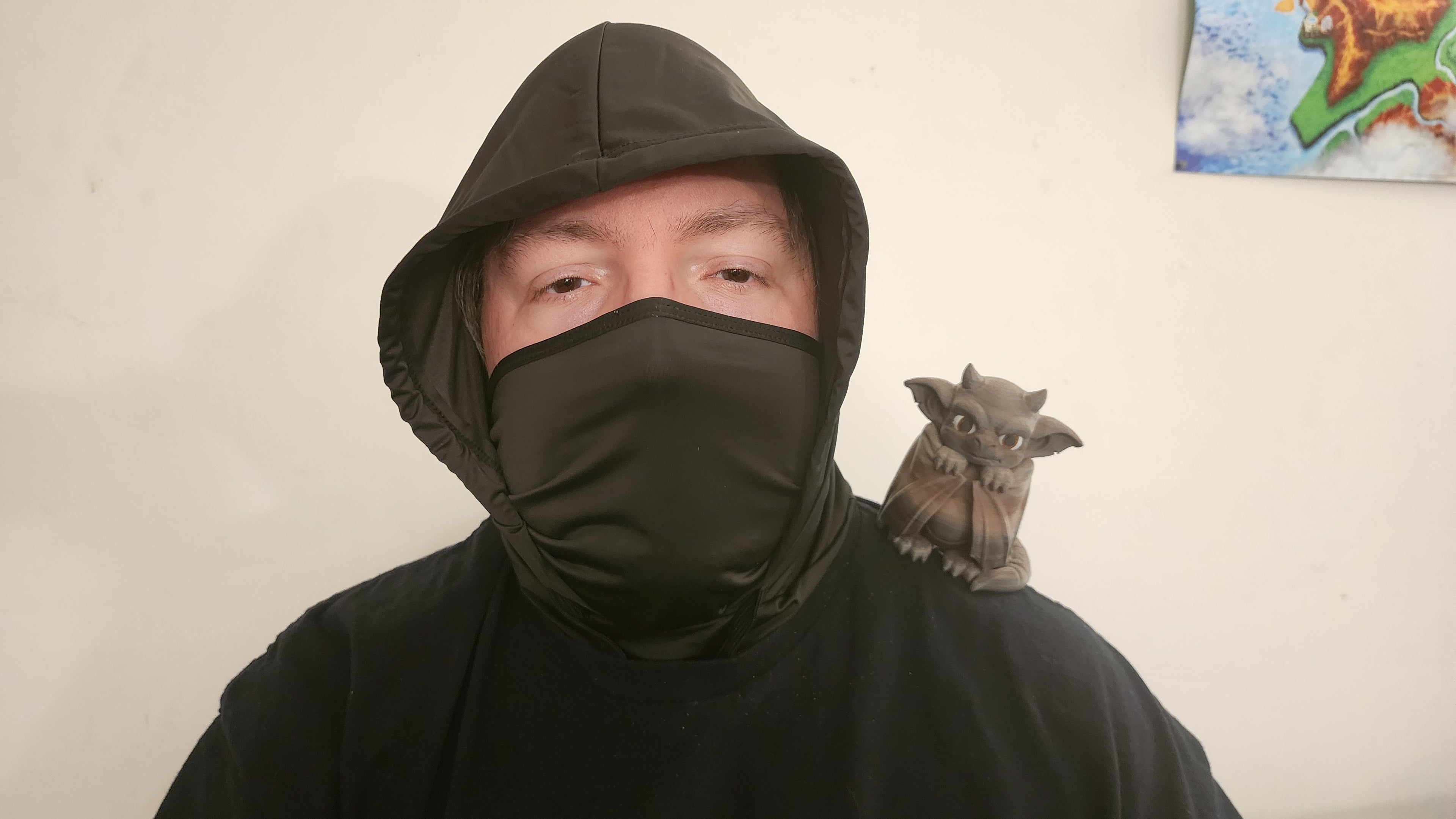 Tucked Gargoyle Shoulder Pal