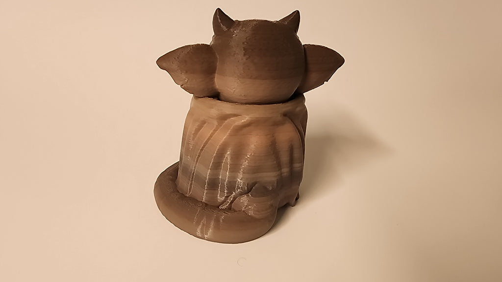 Tucked Gargoyle Shoulder Pal